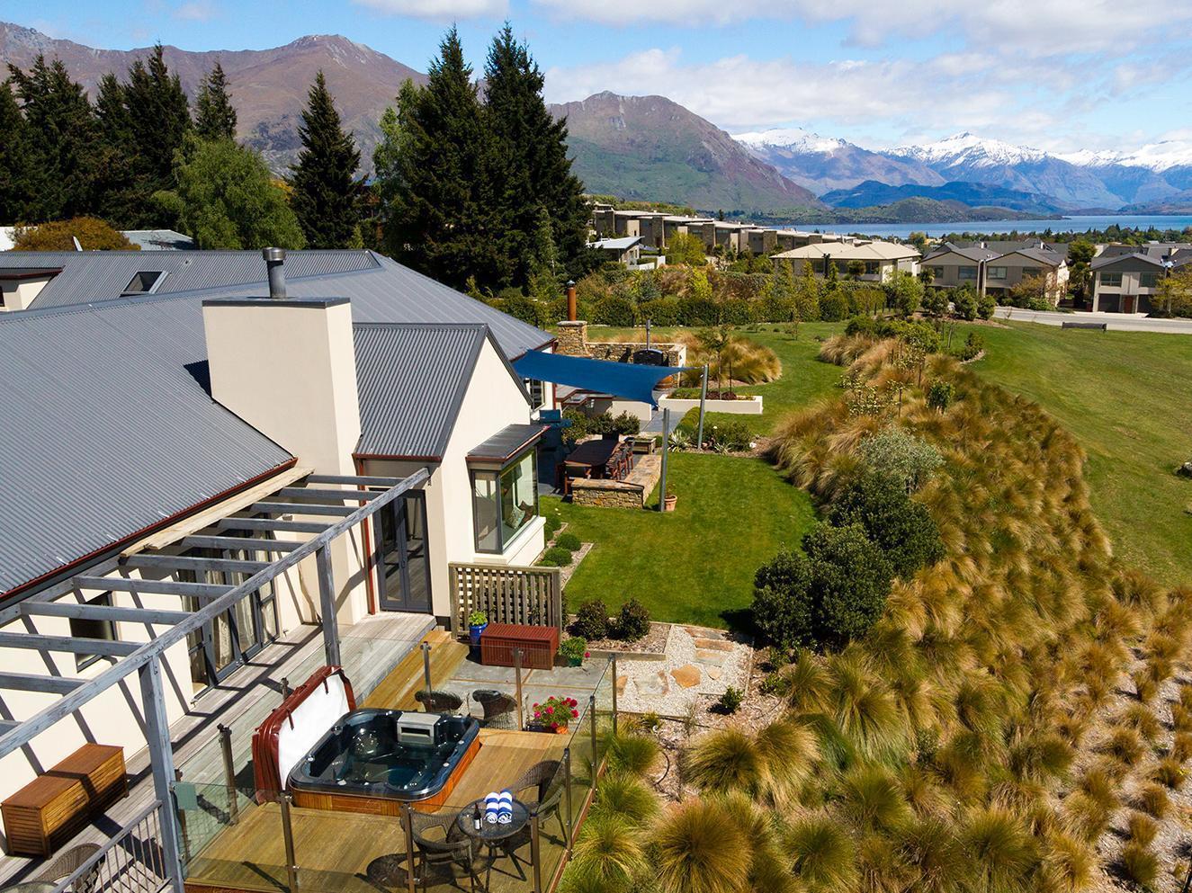 Alpine Peaks Apartment Wanaka Buitenkant foto